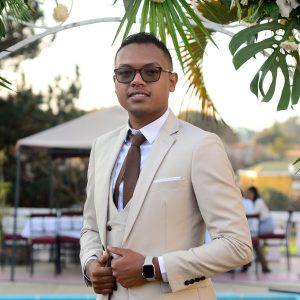 100 Voix pour RATOVOSON NARINDRANTSOA FIFALIANA Candidat numero 14